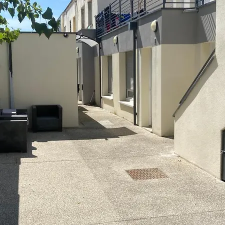 Jolie Perle Apartment Saint-Priest  Exterior photo
